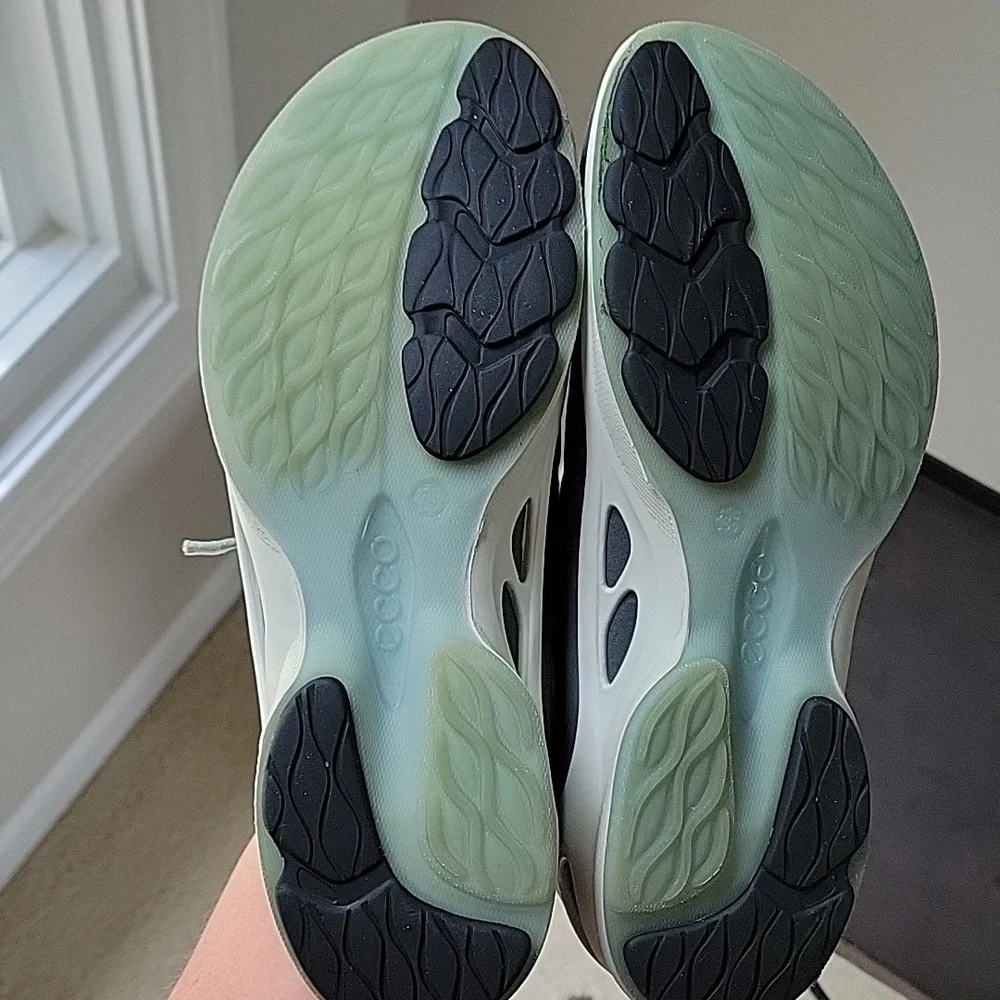 Ecco Biom Performace Athletic Sneaker Blue Green Color‎ Women Size 6